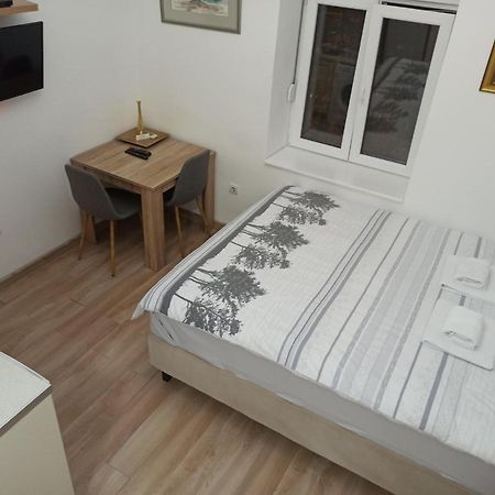Apartman Silvana Daire Belgrad Dış mekan fotoğraf