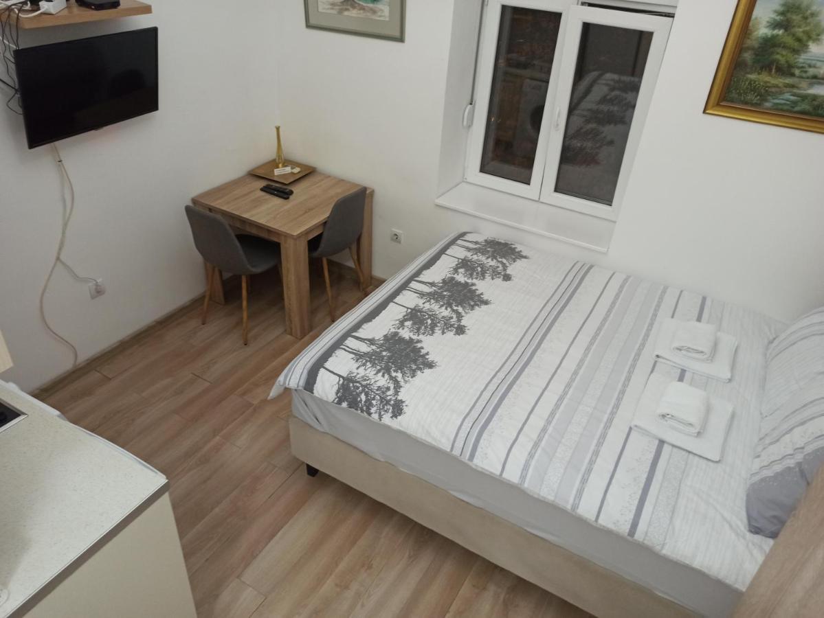 Apartman Silvana Daire Belgrad Dış mekan fotoğraf
